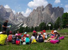 Family Hotel Gran Baita, hotel en Pozza di Fassa