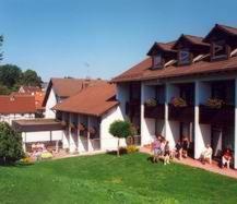 Hotel Am Lingelbach, hotel en Knüllwald