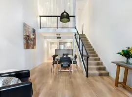 Surry Hills Modern One Bedroom Apartment -GOUL