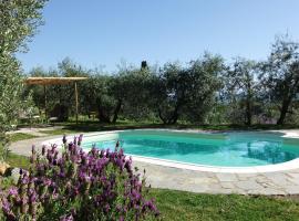 Agriturismo Il Castagnolino, hotelli kohteessa San Gimignano