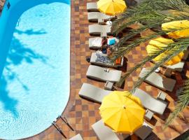 Jacarandas Beach, hotel Playa del Inglésben