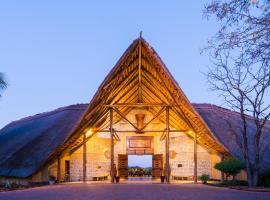 The David Livingstone Safari Lodge & Spa, hotel sa Livingstone