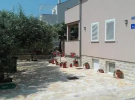 Lily Apartments Punta Skala