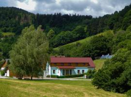 Ferienhof Gruber, hotel in Schrattenbach