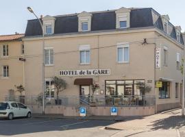 Hôtel de la Gare, hotel u gradu 'Thouars'