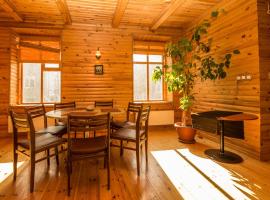 Alevi Holiday Home with Sauna、タリンのホテル