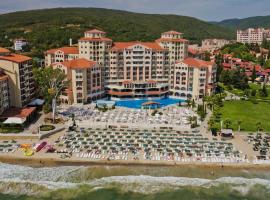 Royal Park Hotel - All Inclusive, khách sạn ở Elenite