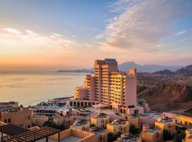 Fairmont Fujairah Beach Resort, hotel pantai di Al Aqah