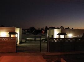 Cabanas Via Nautica, hotel en Algarrobo