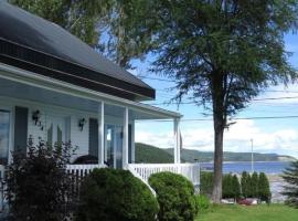 Gîte de la colline, hotel em Baie-Sainte-Catherine