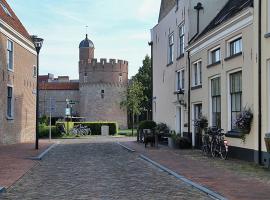 De Pelsertoren, hotel Zwolléban