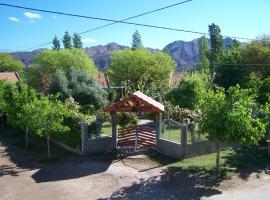 Cabañas y Hotel Ebemys, chalé em San Agustín de Valle Fértil