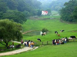 Flying Cow Ranch, hotel v mestu Tongxiao