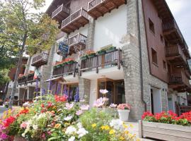 Residence Le Grand Chalet, apartmanház Courmayeurban