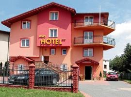 Hotel Miły, khách sạn ở Krosno