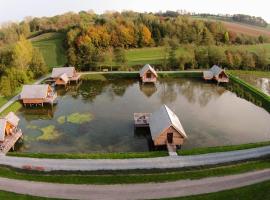 Aqualodge Hôtel Insolite, luksuslik telkimispaik sihtkohas Ermeton-sur-Biert