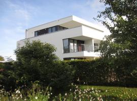 Ferienwohnung Sundblick, hotel em Altefähr