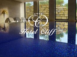 Hotel Cliff Belvedere, hotelli kohteessa Izola