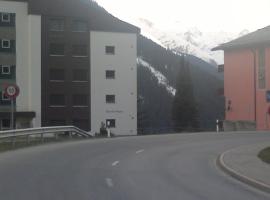 Casa La Foppa 28, hotell sihtkohas Sedrun