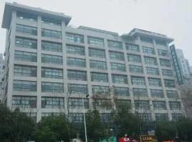 GreenTree Inn Changzhou Xinbei District Taihu Road Wanda Plaza Dinosaur Park Express Hotel