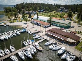 AZS Centralny Ośrodek Sportu Akademickiego, Hotel in Wilkasy