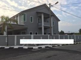 Homestay teluk intan, hotel a Teluk Intan