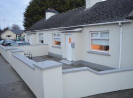 The Comfy Cottage, bed and breakfast en Swords