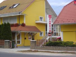 Szieszta Panzió, hotel u gradu 'Sárvár'