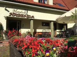 Hotel Habenda, hotel em Krutyń