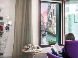 Casa Flavia ai Morosini - Luxury apartment with Canal View