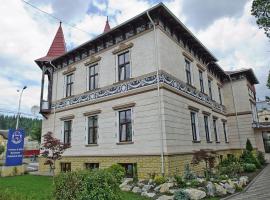 Hotel Carol - Vatra Dornei, hotel em Vatra Dornei