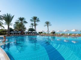 Constantinou Bros Athena Beach Hotel, hotelli Pafoksessa