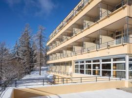 Crans-Montana Youth Hostel, отель в Кран-Монтана