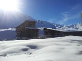 Arc 2000 - appartement ou studio avec balcon et vue