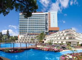 Pestana Carlton Madeira Ocean Resort Hotel, hotel a Funchal