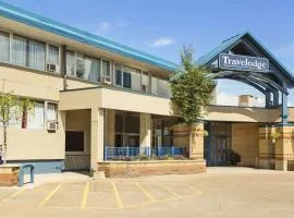 Travelodge by Wyndham Edmonton East