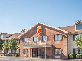 Super 8 by Wyndham Madison IN, hotel din Madison