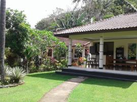 Indah Homestay and Cooking classes, hótel í Senggigi