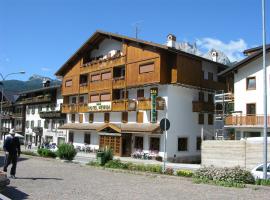 Hotel Nevada, hotel em San Vito di Cadore