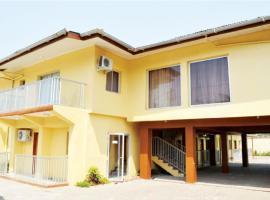 City King Apartment Hotel, hotel u gradu 'Monrovia'