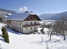 Ferienhaus König, hotell i Sankt Michael im Lungau