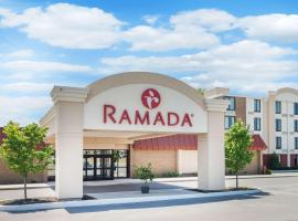 Ramada by Wyndham Watertown Thousand, готель у місті Вотертаун