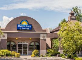 Days Inn & Suites by Wyndham Lexington, hotel sa Lexington