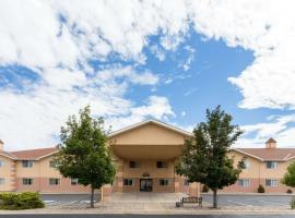 Days Inn by Wyndham Colorado Springs Airport, hotel sa Colorado Springs