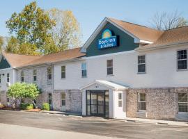 Days Inn & Suites by Wyndham Sellersburg, hotel en Sellersburg