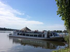 Ferienwohnungen am Ruppiner See und Fontane Therme, hotell i Neuruppin