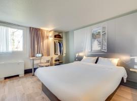 B&B HOTEL FREJUS Puget-sur-Argens, hotel di Frejus