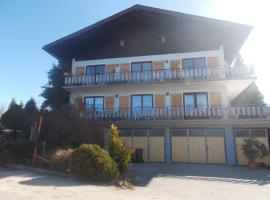 Bauernhof Moadl, rodinný hotel v destinaci Weyregg