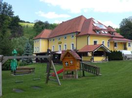 Guest House Čater, хотел в Лашко