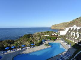 Caloura Hotel Resort – hotel w mieście Caloura